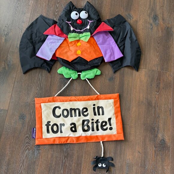 GANZ Other - SOLD Vintage Windsport Ganz 3D Halloween FlagWindsock Bat "Come In For A Bite"
